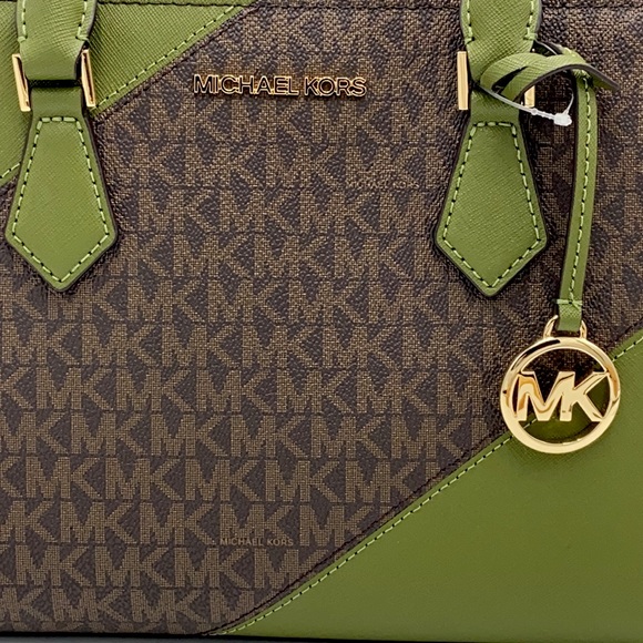 MICHAEL KORS HOPE MEDIUM MESSENGER EVERGREEN MULTI - Picture 15 of 16